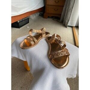 Women's Sandal Rose gold glittery Sandal with back straps for extra grip 8.5 NWT